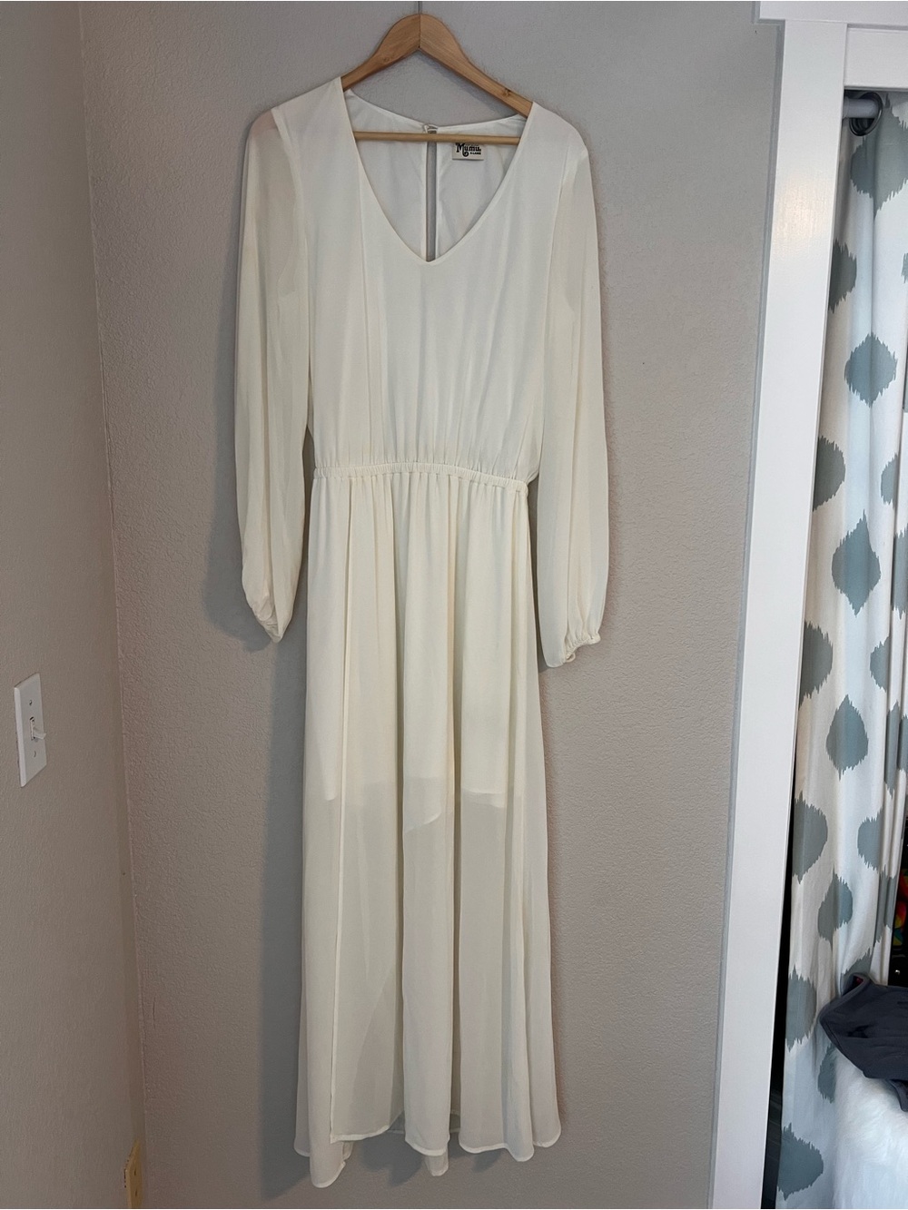 Show Me Your MuMu Ivory Long Sleeve V-Neck Maxi Dress